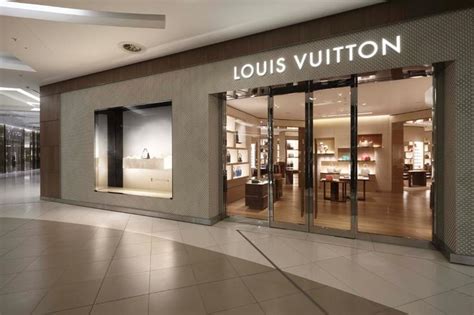 louis vuitton sandton city.